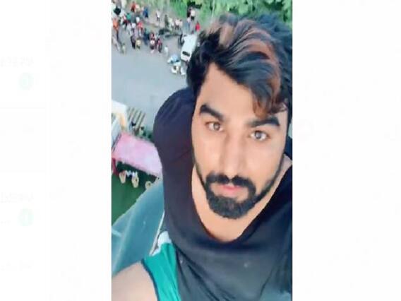 दिल्ली: 24 घंटे बाद होटल की छत से उतरा आत्महत्या की धमकी देने वाला शख्स, टिक टॉक पर हैं 50 लाख फॉलोवर्स