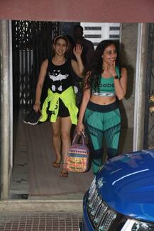 हाथ में जूते लिए जिम से बाहर निकलीं सारा अली खान, पैपराज़ी को देख दिया ऐसा रिएक्शन