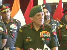 चुनाव से ठीक पहले सेना प्रमुख के ‘बालाकोट में आतंकी’ वाले बयान पर शिवसेना ने जताई चिंता