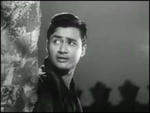 बर्थडे स्पेशल: मां के बेहद करीब थे देव आनंद, मां के निधन के बाद छोड़ दिया था घर