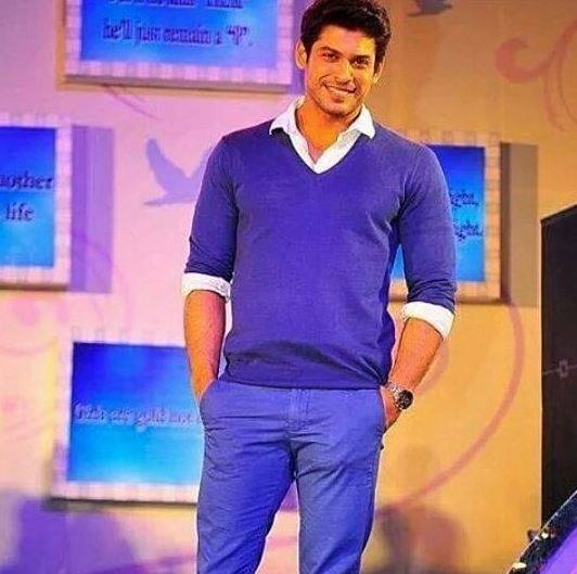 सिद्धार्थ 2016 में स्टंट रिएलिटी शो 'फियर फैक्टर: खतरों के खिलाड़ी' में दिखे थे. इस शो के वह विनर रहे थे. बता दें कि 'बिग बॉस' सीजन 13 का प्रसारण 29 सितंबर से होने वाला है.