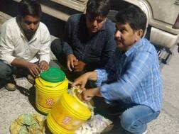 दिल्ली में हथियारों का जखीरा बरामद, 26 पिस्टल और 26 मैगज़ीन के साथ 2 गिरफ्तार