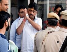 जमानत के लिए दिल्ली हाई कोर्ट पहुंचे कांग्रेस नेता शिवकुमार, मनी लॉन्ड्रिंग केस में हुए हैं गिरफ्तार