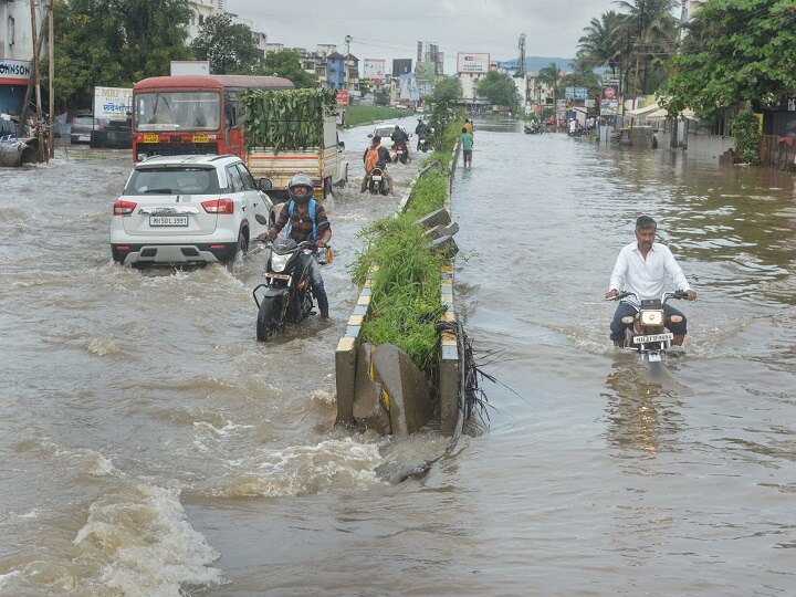 Heavy Rain in Uttar Pradesh, Bihar and Chandigarh, 9 dead बारिश से बुरा हाल: लखनऊ-पटना समेत चंडीगढ़ में हालात खराब, यूपी में 9 लोगों की मौत