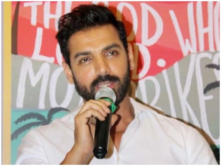 John Abraham daring reply when he was asked why Kerala has not been Modi-fied yet जॉन अब्राहम का मोदी सरकार पर निशाना, कहा- केरल में मंदिर, मस्जिद और चर्च सब शांति से हैं इसलिए ये  'Modi-fied' नहीं हुआ