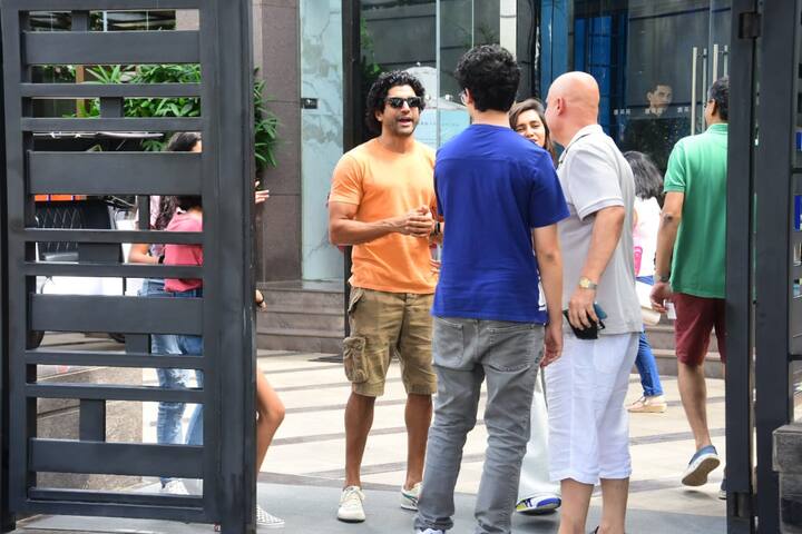 दोनों ही सितारे अक्सर एक दूसरे की तस्वीरें सोशल मीडिया पर भी शेयर करते रहते हैं. (तस्वीर मानव मंगलानी)