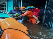 बाढ़ से निपटने के लिए देशभर में NDRF की 90 से ज्यादा टीमें तैनात, कोरोना काल में सैनिटाइजेशन पर खास ध्यान