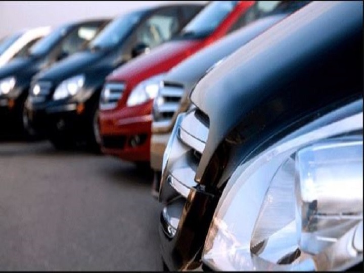 car market is increasing from last year 11 महीने बाद कार बाजार ने मनाई 'दिवाली'