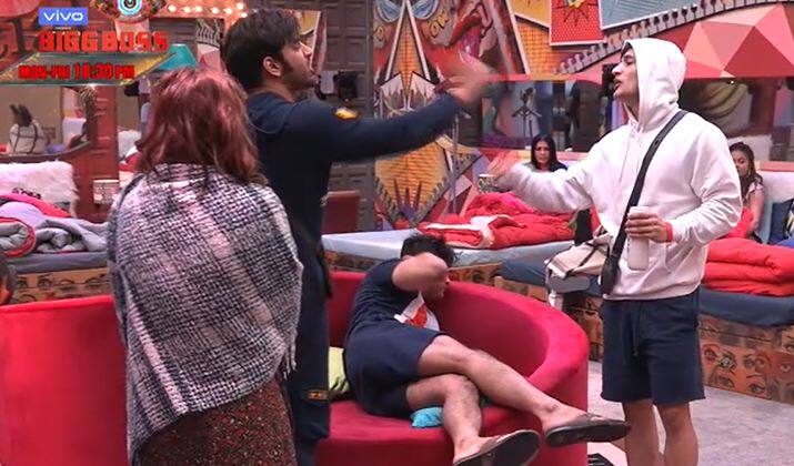 Bigg Boss 13, DAY 1 PREVIEW: कश्मीर को लेकर घर में हुई पहली लड़ाई, पारस छाबड़ा और असिम एक दूसरे से भिड़े