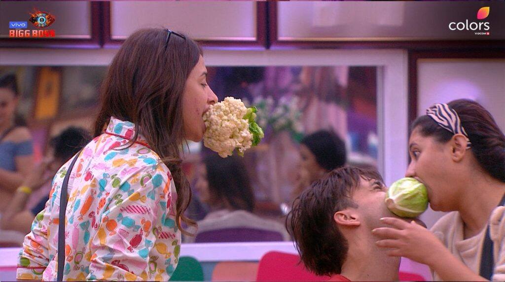 BB 13: पारस के 'रेसिस्ट' कमेंट पर विवाद से लेकर मालकिन के पहले टास्क तक, यहां है पहले एपिसोड के हाईलाइट्स