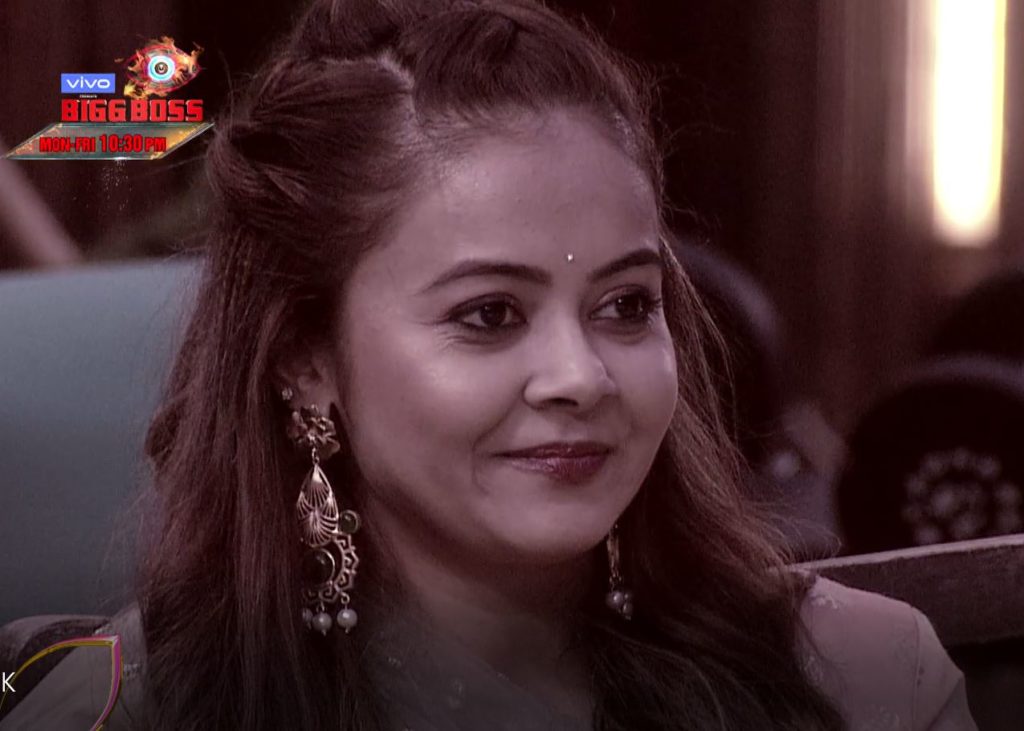 Bigg Boss 13, Day 2 Preview: पारस ने तोड़ा शेफाली का दिल, सिद्धार्थ शुक्ला और डे में हुई बेहिसाब लड़ाई