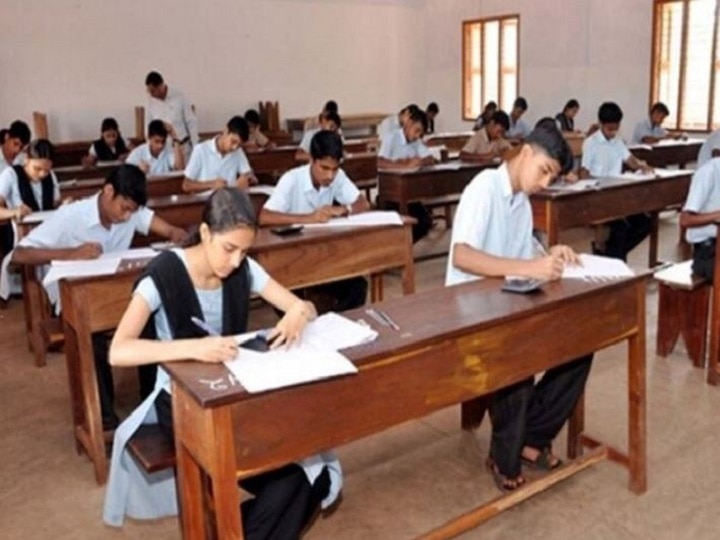 Super 5000 MP Board Class 12 Toppers To Be Rewarded 30,000 Rs Cash Under Sambal Yojna मध्य प्रदेश बोर्ड के कक्षा 12 के सुपर 5000 टॉपर्स को सरकार देगी 30,000 रुपये का पुरस्कार