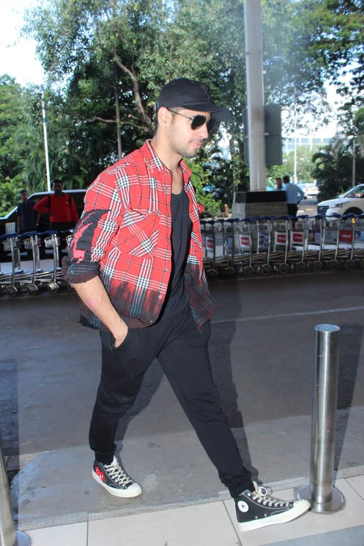 सिद्धार्थ मल्होत्रा की हालिया रिलीज़ फिल्म 'जबरिया जोड़ी' बॉक्स ऑफिस पर कुछ खास कमाल नहीं दिखा पाई थी. (तस्वीर: मानव मंगलानी)