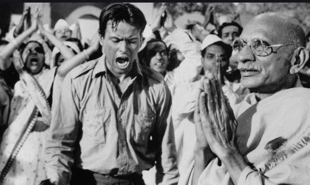 'गांधी, माई फादर' (2007) में दर्शन जरीवाला: समीक्षकों द्वारा प्रशंसित इस फिल्म में लोगों ने उनके अभिनय की जमकर सराहना की और उन्हें उनके इस बेहतरीन प्रयास के लिए राष्ट्रीय पुरस्कार भी मिला.