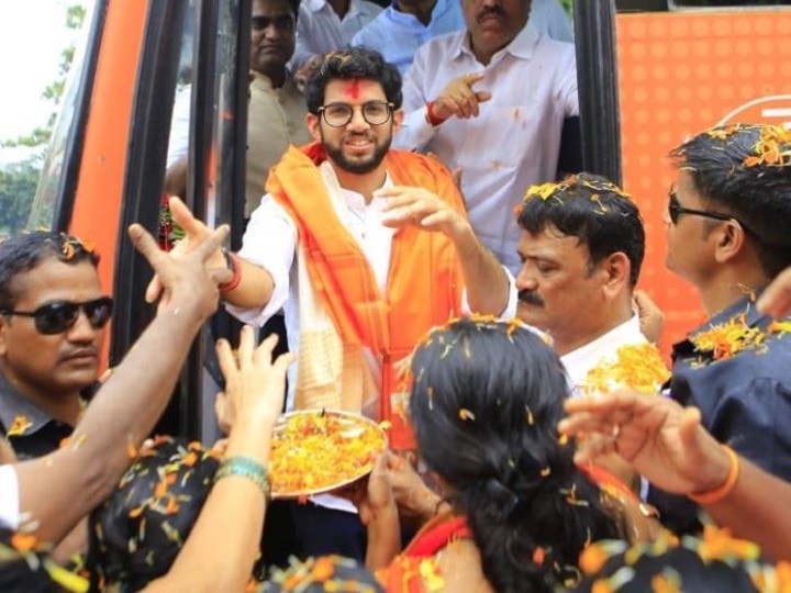 Maharastra Assembly Elections: Shivsena Leader Aditya Thackerays Nomination Today शिवसेना के लिए एतिहासिक दिन, पहली बार ठाकरे परिवार से चुनाव लड़ने जा रहे आदित्य आज भरेंगे पर्चा