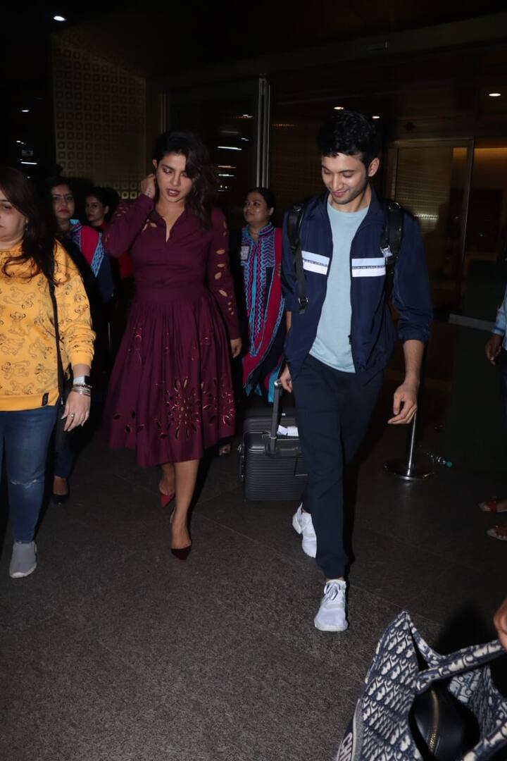 इसमें प्रियंका के साथ फरहान अख्तर और ज़ायरा वसीम भी मुख्य भूमिका में हैं.