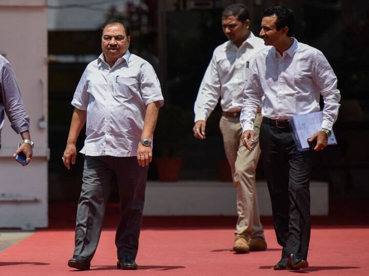 महाराष्ट्र चुनाव: 2014 में सीएम के दावेदारों में शुमार इन दिग्गज नेताओं को बीजेपी ने नहीं दिया टिकट BJP denied ticket to four minister and four others MLA, Maharastra Election 2019 महाराष्ट्र चुनाव: 2014 में सीएम के दावेदारों में शुमार इन दिग्गज नेताओं को बीजेपी ने नहीं दिया टिकट