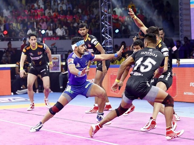 Pro Kabaddi 2019: हरियाणा स्टीलर्स ने तेलुगू टाइटंस पर 52-32 से जीत दर्ज की, जयपुर भी प्ले-ऑफ की रेस में बरक़रार Pro Kabaddi League 2019 Haryana Steelers Beat Telugu Titans