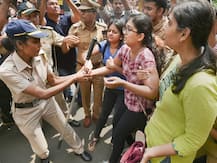 मुंबई: कांग्रेस-NCP ने आरे में पेड़ों की कटाई को लेकर BJP-शिवसेना पर साधा निशाना