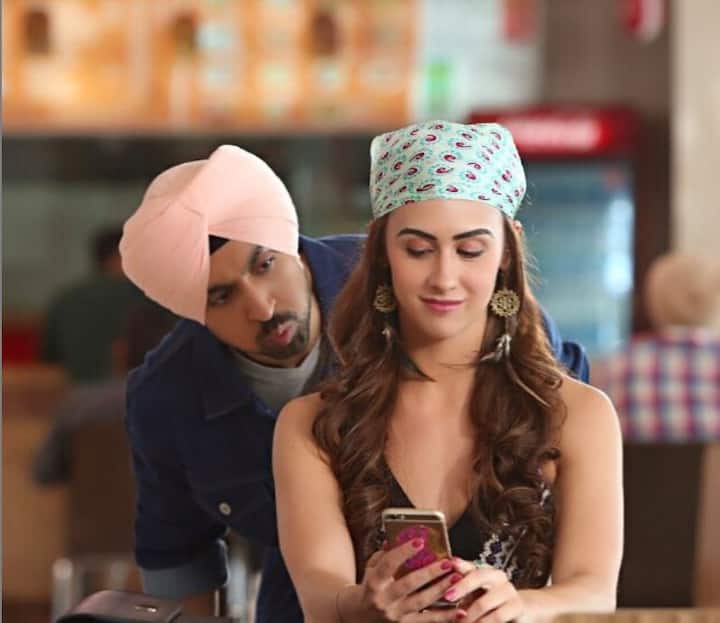 इसके अलावा पंजाबी फिल्मों में वो दिलजीत दोसांझ के साथ नजर आ चुकी हैं. (सभी तस्वीरें- इंस्टाग्राम @laurengottlieb)