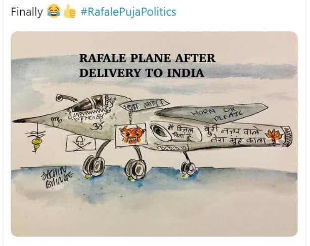 कुछ लोगों ने राफेल को भारत में चलने वाले वाहनों के पीछे लिखे कैप्शन को लेकर भी ट्रोल किया.