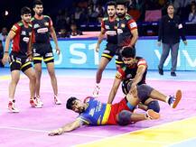 Pro Kabaddi League 2019: दूसरे हाफ में दमदार खेल से यूपी ने बेंगलुरू बुल्स को दी मात