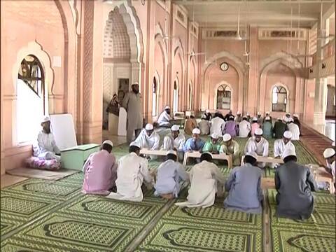 असम में सरकारी मदरसे-संस्कृत स्कूल होंगे बंद, कैबिनेट ने दी मंजूरी असम में सरकारी मदरसे-संस्कृत स्कूल होंगे बंद, कैबिनेट ने दी मंजूरी
