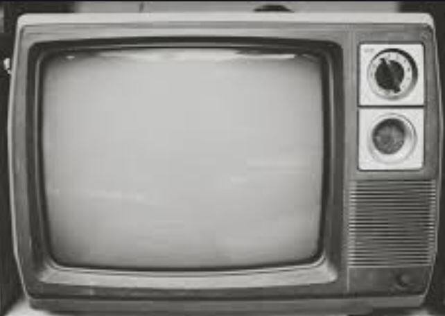 पेजर, फैक्स, चेक और कैसेट जैसी कई चीजों की एक वक्त पर थी धूम, आज हो गए धूल