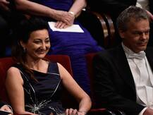 अभिजीत बनर्जी ने पत्नी के साथ मिलकर जीता नोबेल, जानें- पहले किन-किन दंपत्तियों को मिल चुका है ये पुरस्कार