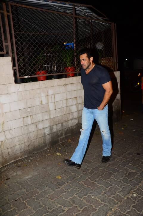 Salman Khan की ईद पार्टी में क्यों नहीं आयी Katrina Kaif? | Khabar Filmi Hai