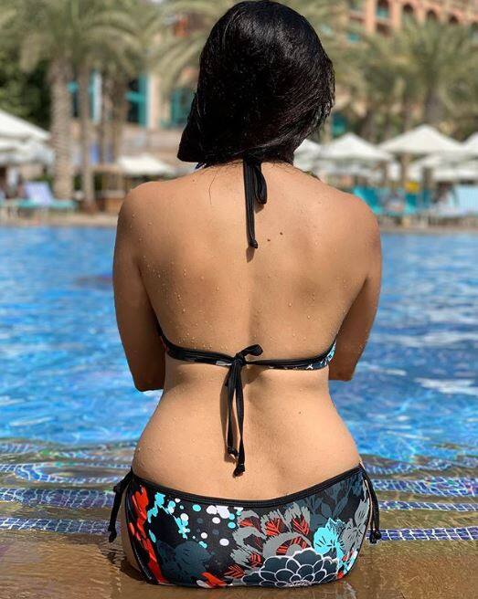 काम्या ने इस वेकेशन से अपने एक से एक बिकिनी पहने बोल्ड तस्वीरें शेयर की हैं. (Photo Credit: @panjabikamya Isntagarm)