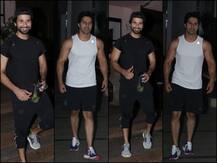 IN PICS: देर रात जिम के बाहर इस अंदाज़ में दिखे शाहिद कपूर और वरुण धवन