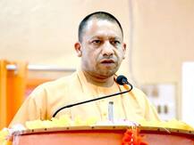 योगी आदित्यनाथ तब्लीगी जमात के लोगों द्वारा नर्सों से अभद्रता मामले पर सख्त, कहा- ये मानवता के दुश्मन, इनपर रासुका लगेगा