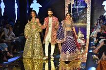 IN PICS: Pati Patni Aur Woh के प्रमोशन के लिए अनन्या और भूमि के साथ रैंप पर उतरे कार्तिक आर्यन