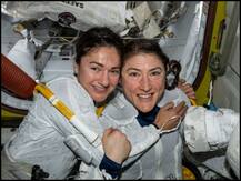 अंतरिक्ष में भी महिलाओं का परचम हुआ बुलंद, बिना किसी पुरुष साथी के पहली बार किया स्पेसवॉक