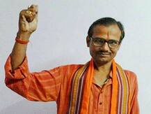 कमलेश तिवारी के करीबी का दावा, हत्यारों ने सोशल मीडिया पर फर्जी आईडी के जरिए बढ़ाई थी नजदीकी