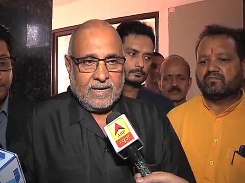 J&K: BJP का तंज- कश्मीरियों के नेता नहीं हैं फारूक-उमर और महबूबा, होते तो रिहाई के लिए सड़कों पर आते लोग J&K: BJP का तंज- कश्मीरियों के नेता नहीं हैं फारूक-उमर और महबूबा, होते तो रिहाई के लिए सड़कों पर आते लोग