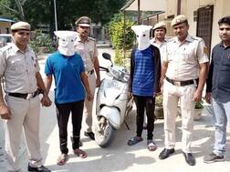 दिल्ली: पति-पत्नी का ‘सोनी-मोनी गैंग’ पुलिस की गिरफ्त में, सिर्फ महिलाओं को बनाते थे निशाना