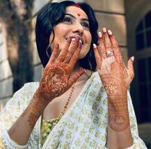 काम्या पंजाबी ने ब्वॉयफ्रेंड संग मनाया करवाचौथ, मांग में सिंदूर भरे खूबसूरत तस्वीरें वायरल