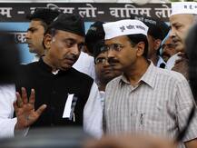 दिल्ली: BJP ने कहा- हम देंगे AAP से सस्ती बिजली, केजरीवाल बोले- ये लोग सब्सिडी खत्म कर देंगे