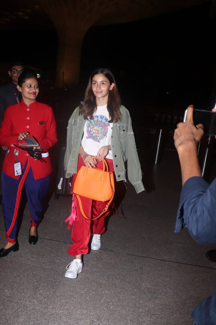 आलिया और रणबीर अब अक्सर ही साथ नज़र आते हैं. ऐसी अटकलें चल रही हैं कि दोनों शादी भी रचा सकते हैं.