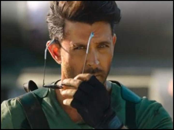 WAR की 300 करोड़ क्लब में एंट्री से खुश हैं ऋतिक रोशन, फैंस का किया शुक्रिया अदा Hrithik Roshan is happy With War box office collection 300 crore WAR की 300 करोड़ क्लब में एंट्री से खुश हैं ऋतिक रोशन, फैंस का किया शुक्रिया अदा