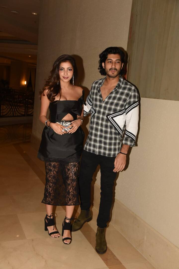 अर्जुन कपूर के कजिन मोहित मारवा पत्नी के साथ. (Photo Credit: Manav Manglani)