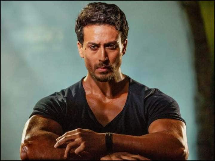 tiger shroff wants to be complete performer like Michael Jackson माइकल जैक्सन जैसा बनना चाहते हैं टाइगर श्रॉफ, कहा-बनना चाहता हूं कप्लीट परफॉर्मर