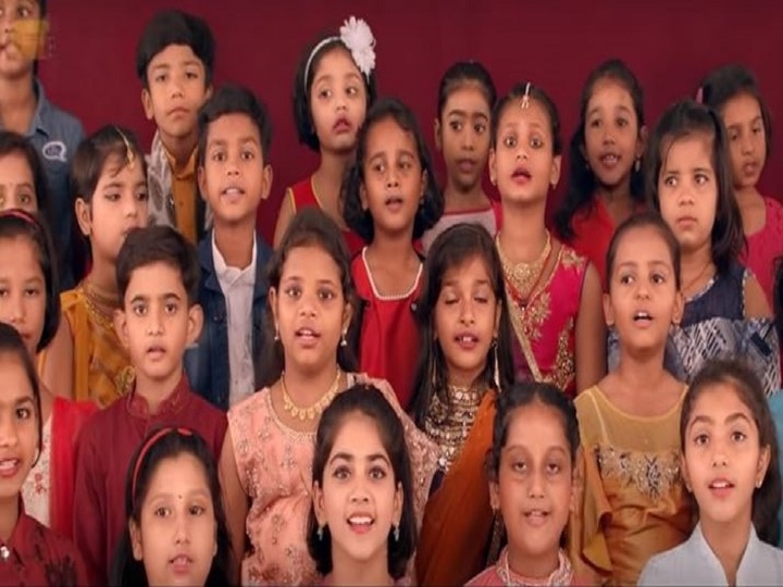 Chhath Puja 2019 Nitin Neera Chandra new song releases Chhath Puja 2019: 8 से 12 साल के बच्चों ने दी आवाज, नितिन नीरा चंद्रा के इस छठ गीत को सुनकर आ जाएगी गांव की याद