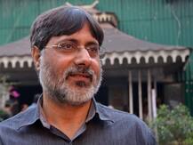 संसद हमले में बरी हो चुके DU के पूर्व प्रोफेसर गिलानी का हार्ट अटैक से निधन, होगा पोस्टमार्टम