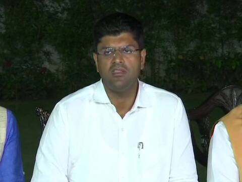 फॉर्मूला हुआ तय, सीएम भाजपा का, डिप्टी सीएम जेजेपी का, दुष्यंत बोले- हरियाणा प्रगति के पथ पर है फॉर्मूला हुआ तय, सीएम भाजपा का, डिप्टी सीएम जेजेपी का, दुष्यंत बोले- हरियाणा प्रगति के पथ पर है