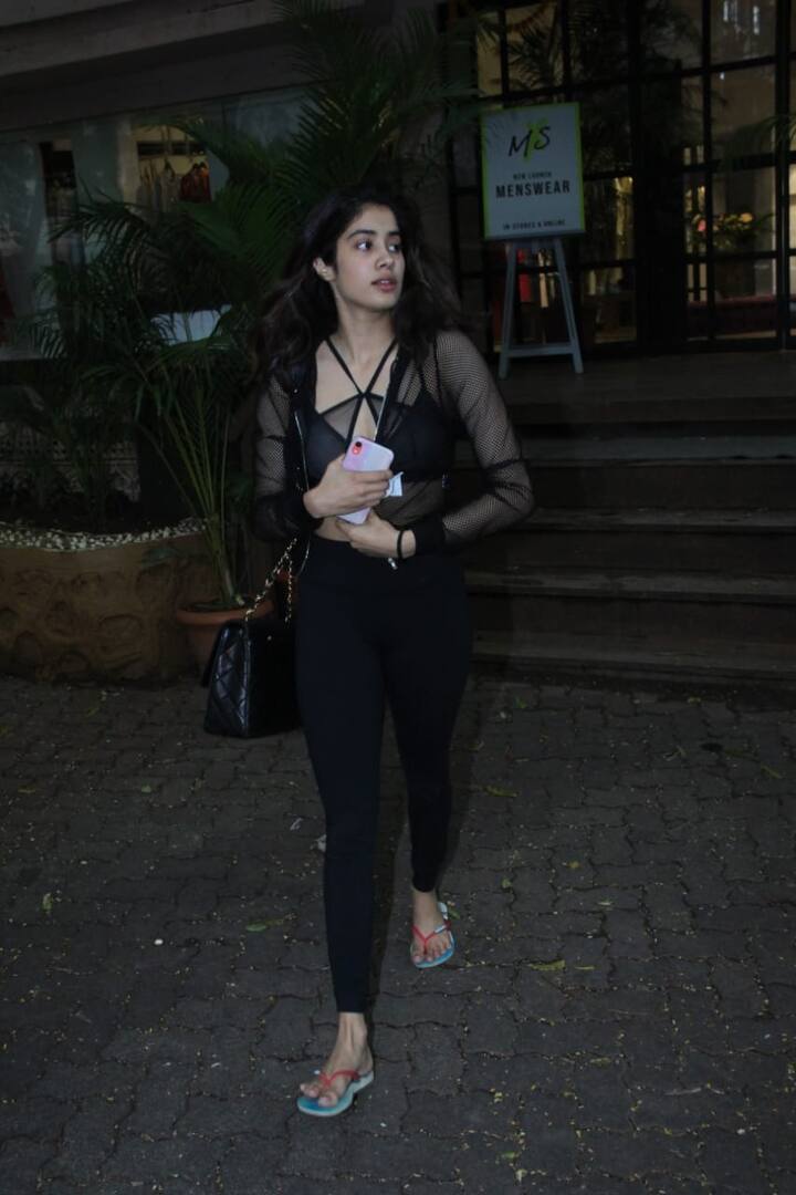 उनकी आने वाली फिल्मों में 'तख्त' और 'दोस्ताना 2' जैसी फिल्में हैं. (तस्वीर: मानव मंगलानी)