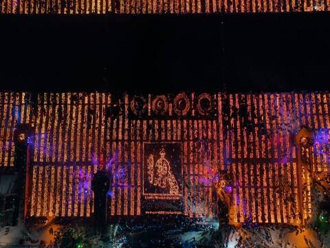 देखें- अयोध्या में दीपोत्सव की भव्य तस्वीरें, गिनीज वर्ल्ड बुक में दर्ज हुआ नाम देखें- अयोध्या में दीपोत्सव की भव्य तस्वीरें, गिनीज वर्ल्ड बुक में दर्ज हुआ नाम