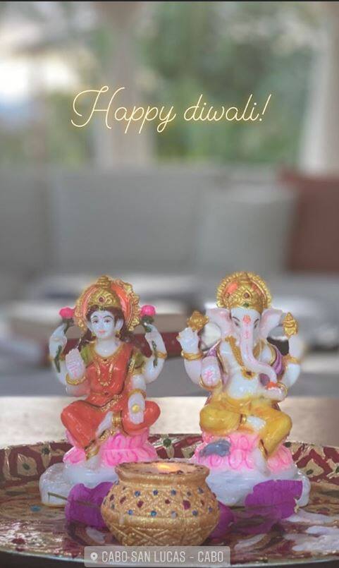 पति निक जोनास के साथ प्रियंका चोपड़ा की पहली दिवाली, देखें कैसे किया है सेलिब्रेट